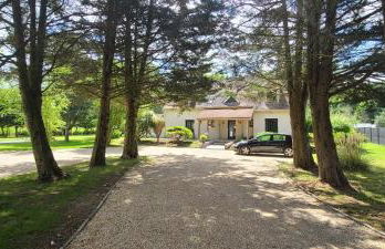 230m2 sur 3800m2 - jacuzzi 6 places - 16pers max - Foto 14