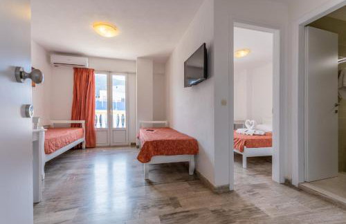 Irini Apartments - Photo 21