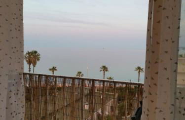 Studio 2 personnes Vue Mer Climatisé Linge Maison - Foto 9