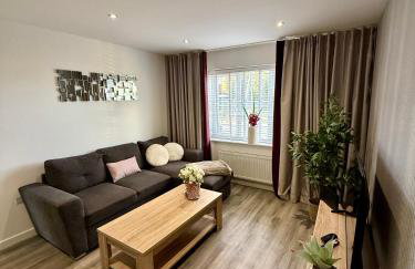 Elysian Escape, modern 5 bedroom house - Photo 6