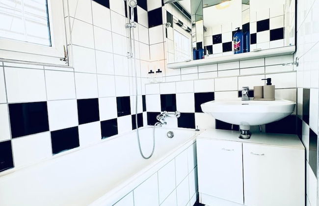 7 private Rooms in a spacious Villa - Foto 79