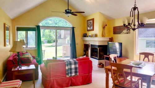 G2 Sunny and homey Fairway Village Townhome right on the Omni Mount Washington Hotel golf course - Foto 3, Other