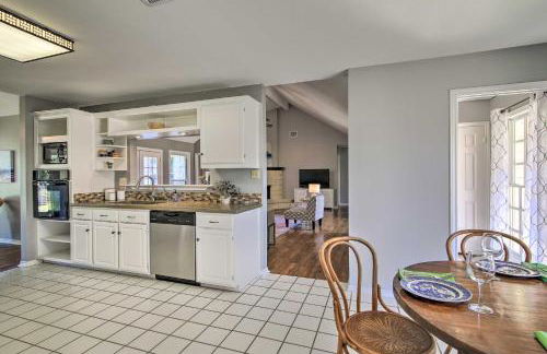 Downtown Boerne Home on Cibolo Creek with Fire Pit - Foto 13