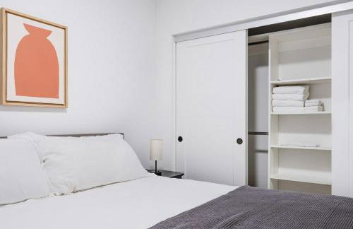 Blueground Brentwood pool gym near metro LAX-1285 - Foto 19