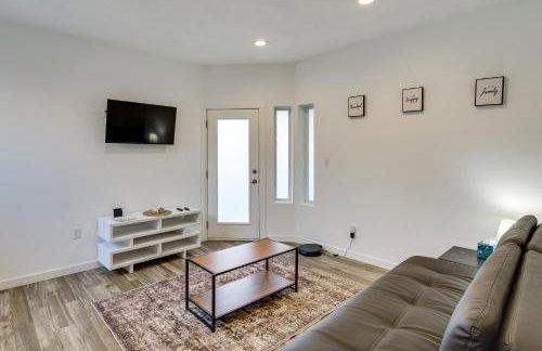 Stunning Peak Views Near Utah Lake! Cozy Getaway - Photo 13