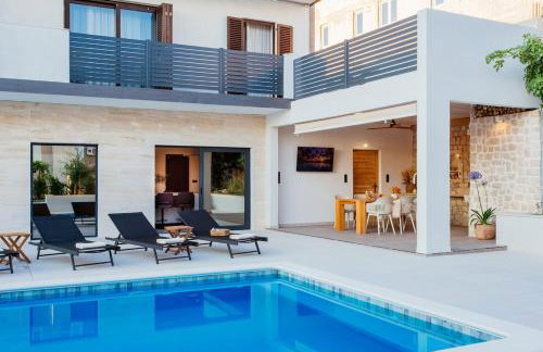 heated pool apartment KaLeGa - Foto 57