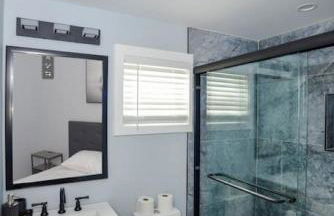 Lake Access 4 Bed 3 Bath HOT TUB - Foto 16