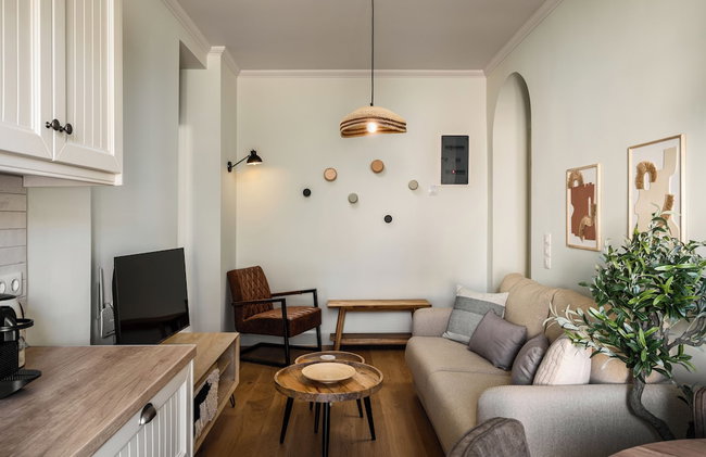 Petite Town Hall Apartment by Konnect, Old Corfu Town - Photo 19