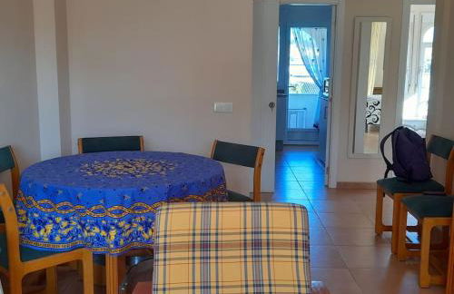 Beautiful 2-bed beachside apartment - Foto 4