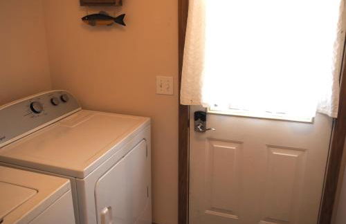 The Hilltop Retreat - Peaceful with Great Views! - Foto 37