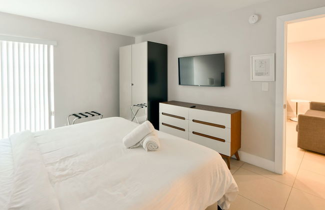 Artrageous on the river By RocketStay - Photo 58