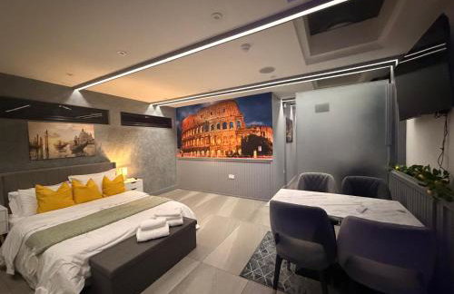 Mara Boutique Solihull - Photo 16