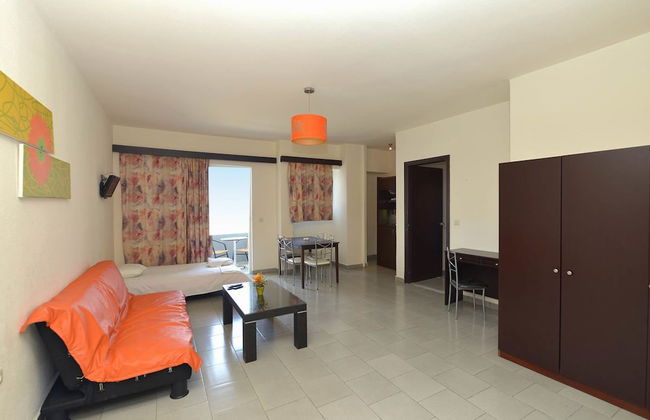 Ialysos City Hotel - Photo 28