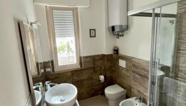 Appartamentino sul mare con due balconi, aria condizionata, Wi-Fi - Foto 5, towels, Shower