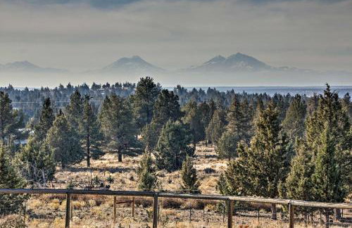 Grand Cabin with Hot Tub and Views - 3 Miles to Hiking - Foto 4