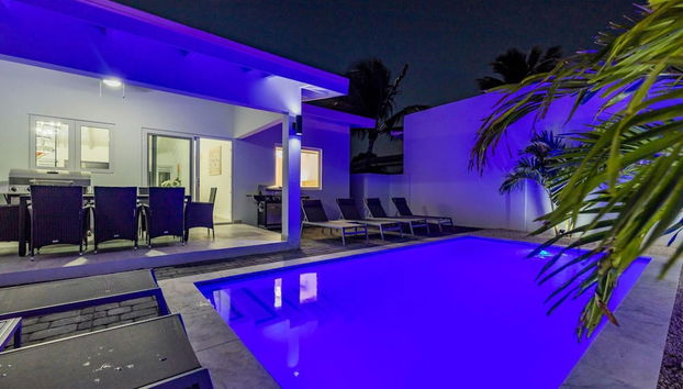 NEW 5BR Villa w Privatepool 3min to Eagle Beach - Foto 2, Habitación