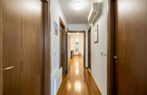 Three Lions Apartment - Photo 30