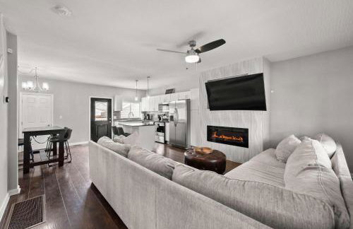 The Southern Nook - For 8 - Photo 1