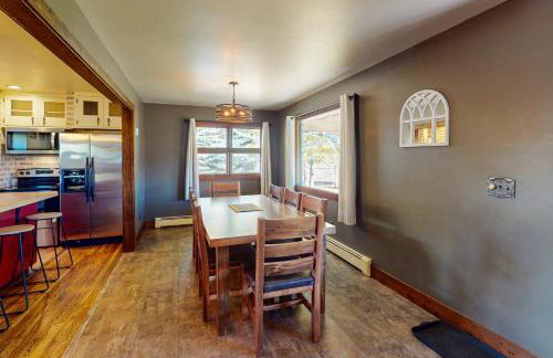 Pioneer Ridge Main House - Photo 8