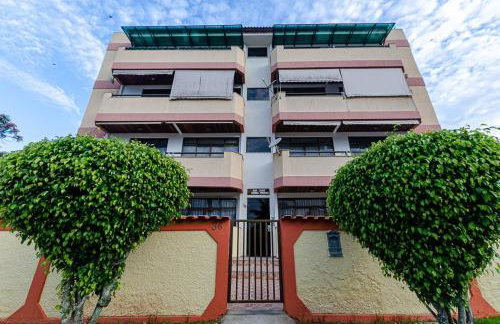 Excelente apartamento no melhor point de Itaúna a 100 m da praia - Foto 38