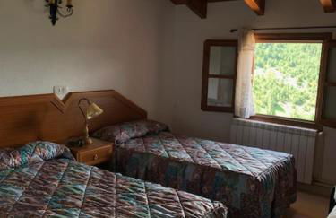 Casa Enriu-habitaciones con opcion a desayuno - Foto 10