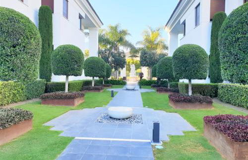 LUXURY APARTMENT FRONTAL TO THE SEA IN ESTEPONA DONCELLA BEACH - Photo 42