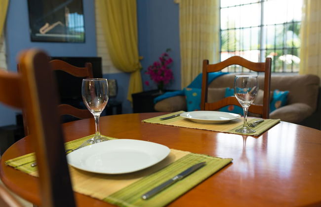 New Kingston Apt at Wellington Cove - Foto 20