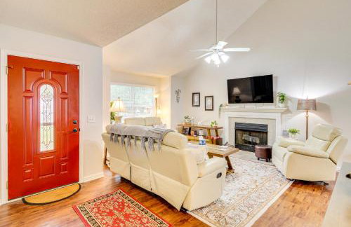 Deck and Yard Savannah Area Retreat! - Photo 4