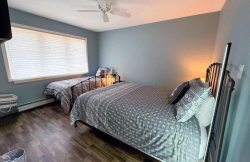 F32 Modern Golf Course Home with Mountain Views - Foto 20