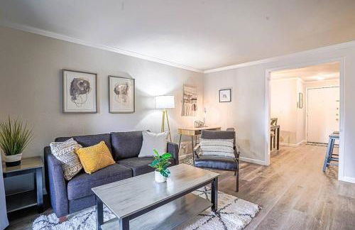 Condo with king bed, walk to Microsoft & park - Foto 9