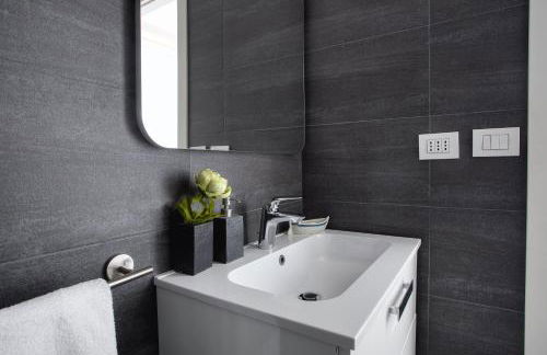 Just Urban Stays - Luminoso Duplex con Terrazzo 10 min Porta Romana - Foto 23