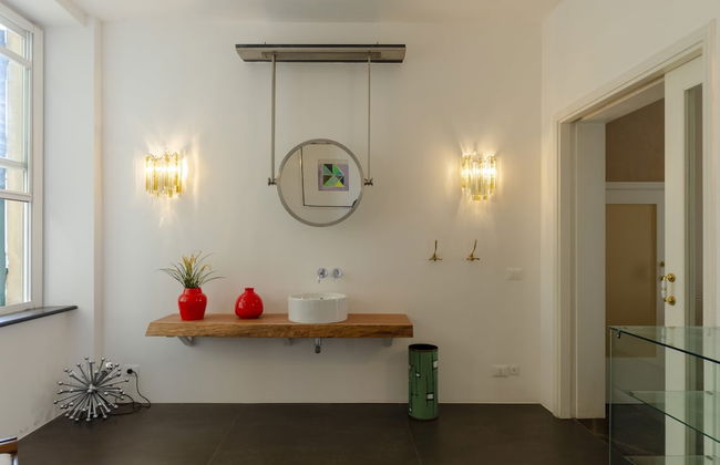 JOIVY Exclusive 3-bedroom flat near Cathedral of Genoa - Foto 75