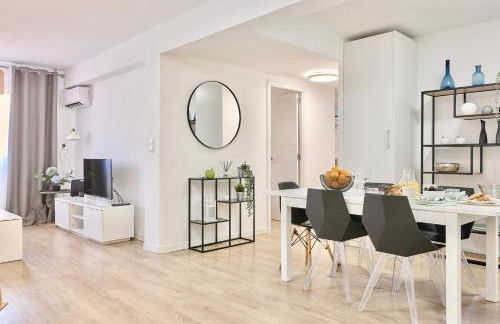 SPACIOUS, SUNNY FLAT BY CITY OF ARTS & SCIENCES - Foto 53