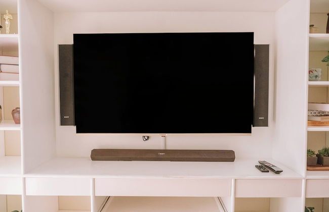 Playful & Charming City Loft - Photo 17