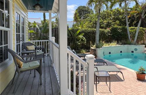 Palm Ridge House with Heated Pool and Cabana Near Beach - Foto 29