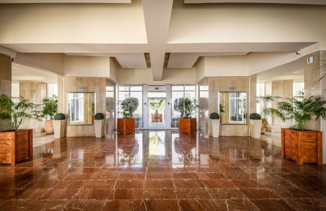 Seaside Escape with Private Patio by Sea N Rent - Foto 2