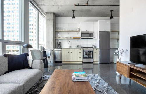 River N 1BR w Gym Pool nr L stop Beach CHI-362 - Foto 1