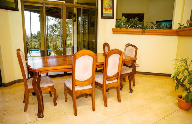 Mansion Arenal - Photo 10