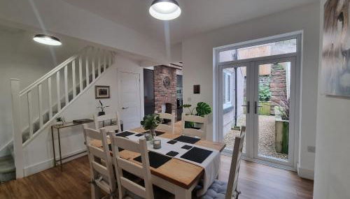 4 Bed Townhouse-sleeps 7-garden-pets-valley View - Foto 1