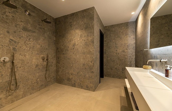 Scylla Concept Suites - Photo 7