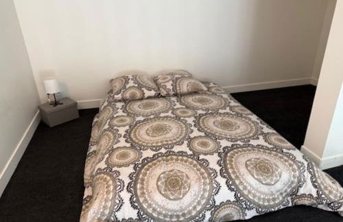 OULLINS T3 COSY 70M2 - 6 Pers 2 Chambre - 2 Mezzanines Métro & centre à Pied - Foto 54