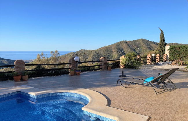 Spacious Villa with Hot Tub in Arenas - Photo 1