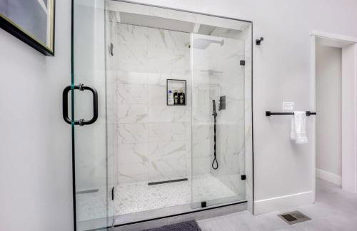 497-Upscale Family Home w AC & Patio near Meta & Stanford - Foto 77