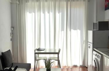 La Manga km 0, pisos estudios - planta baja - 100m de la playa - studio flats - ground floor - 100m from the beach, cada con bicis & tabla SUP, piscina & pádel & tenis & más - each with bikes & SUP board, pool & paddle & tennis & more - Foto 12