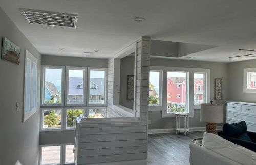 Holden Beach House Second Row with surround views! - Foto 2