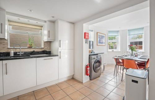 Costal Retreat with Garden & BBQ - Foto 10