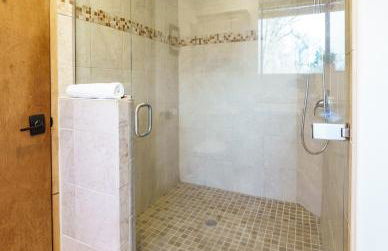 Log Cabin sleeps 20 with hot tub, EV Charger, firepit - Foto 37