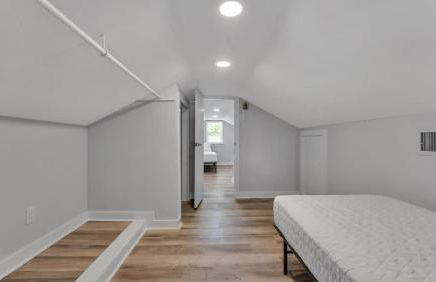 6 Bedroom with Guest House Walk to Lake & Shops - Foto 42