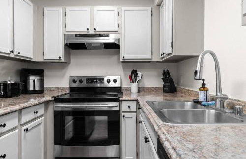 Moose Meadows- Near the airport, centrally located - Foto 23