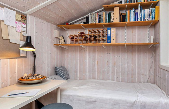 5 Person Holiday Home in Thyholm - Photo 17